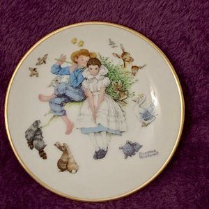 529 Sweet Song So Young - Norman Rockwell Four Seasons Miniature Plate